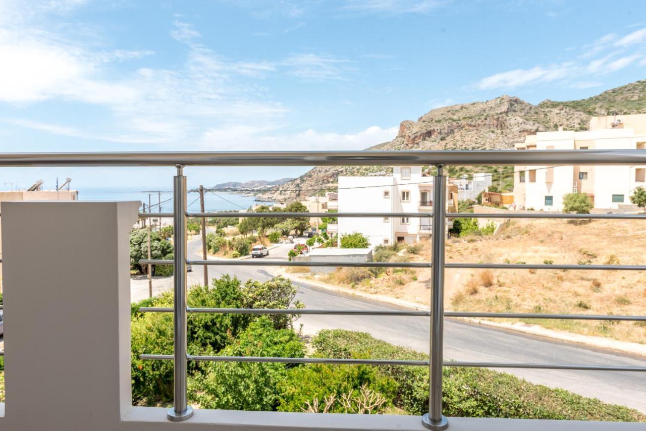 Allview Apartments Palaiochora Bagian luar foto