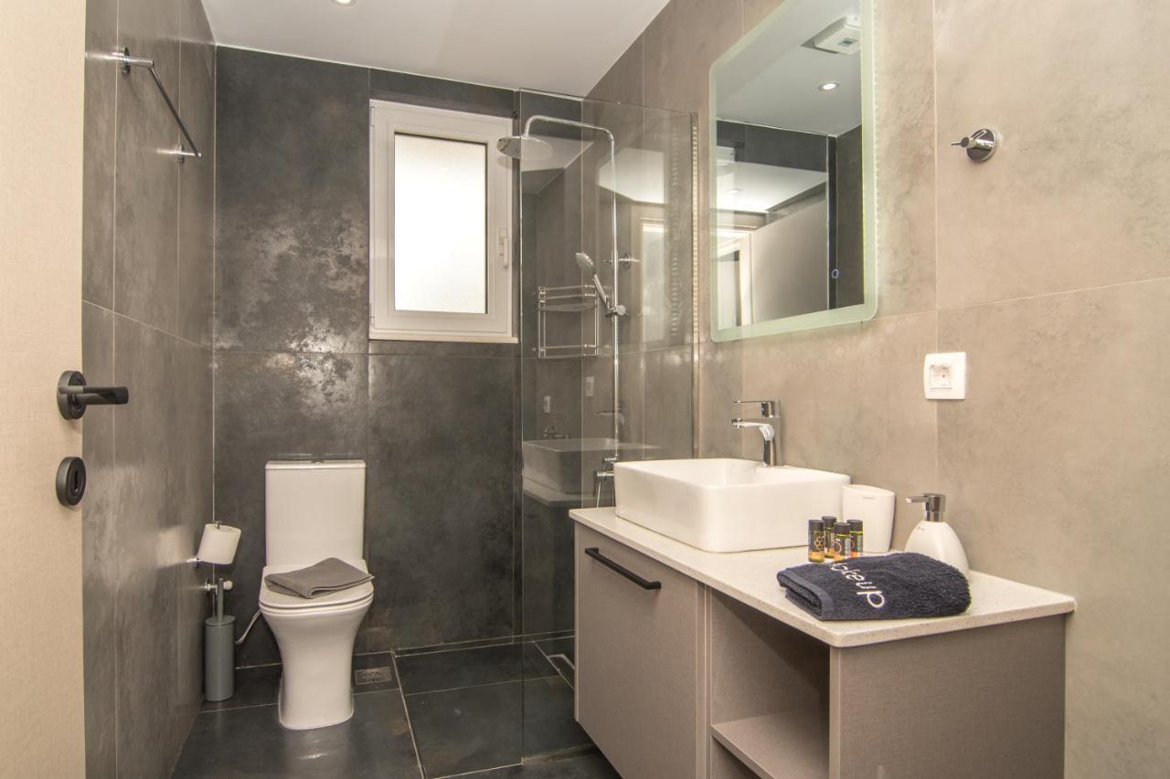 Allview Apartments Palaiochora Bagian luar foto