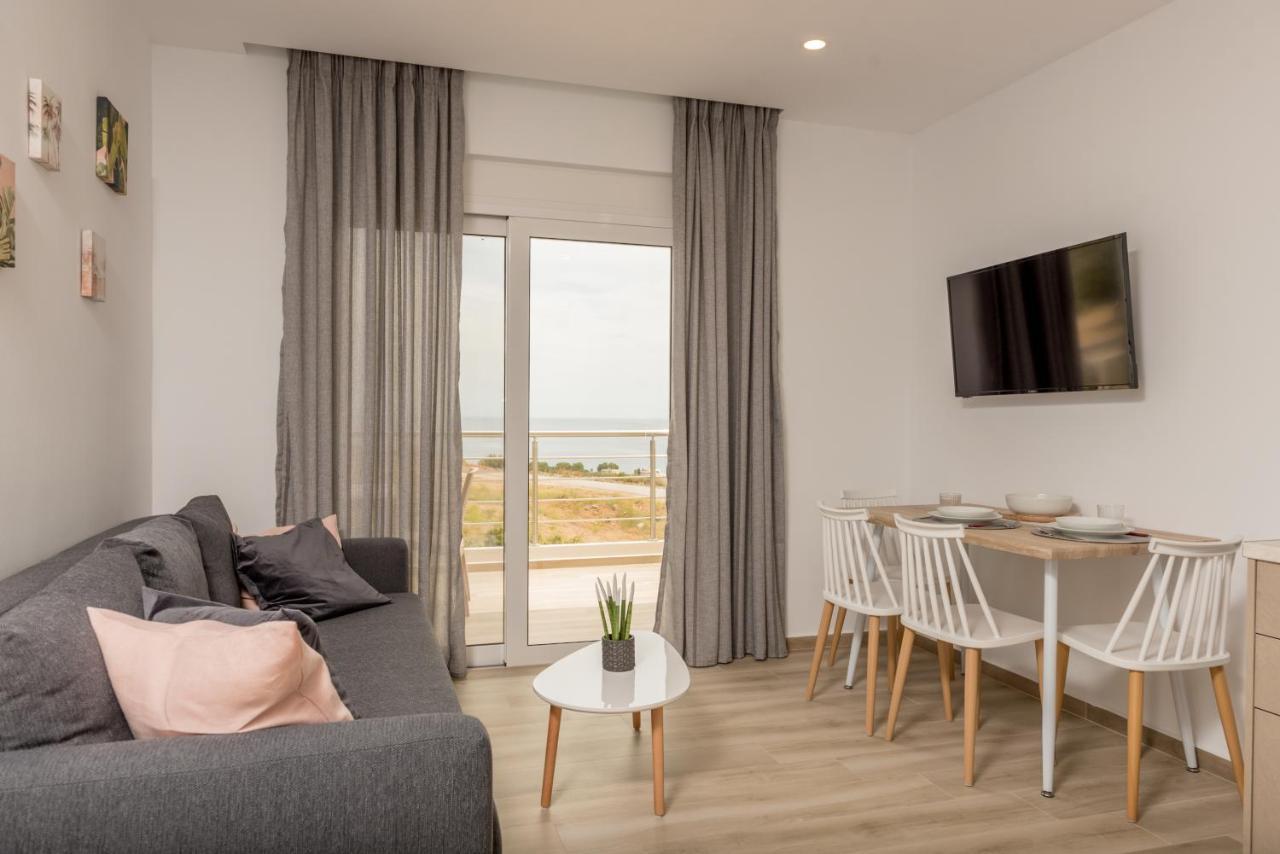 Allview Apartments Palaiochora Bagian luar foto